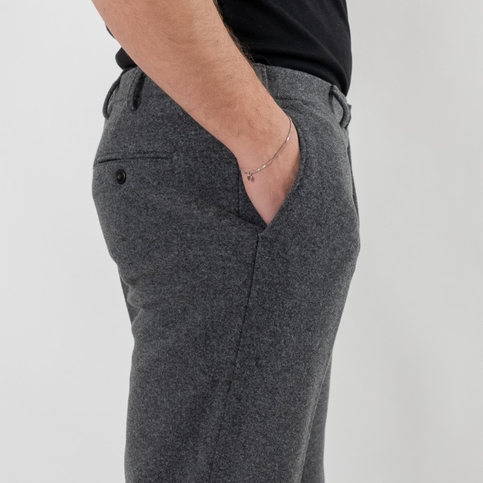 Pantalone drop 4 in pura lana doppia...