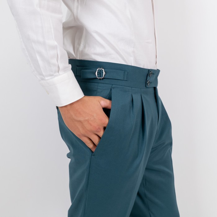 Pantalone doppia pince cintura lunga...