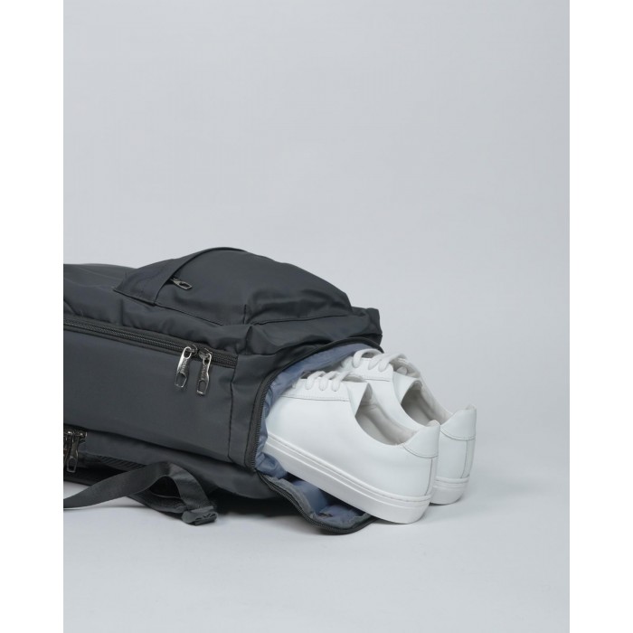 Zaino in tessuto tecnico nero