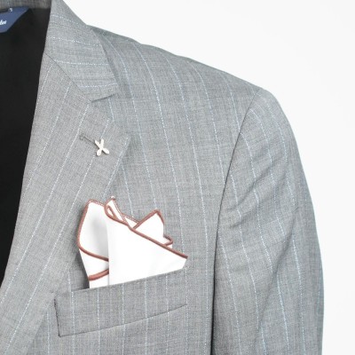 Pochette in seta bianca con...