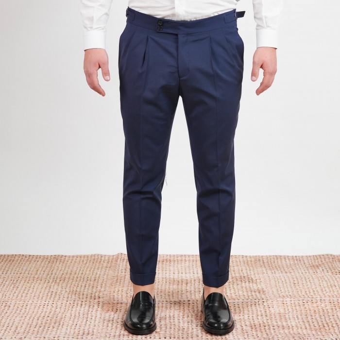 Pantalone doppia pince e cintura...