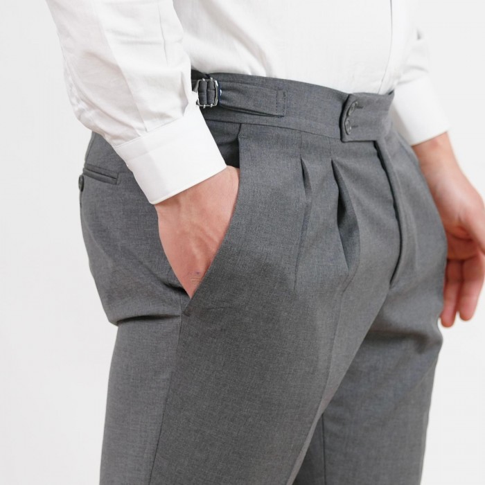 Pantalone doppia pince e cintura...