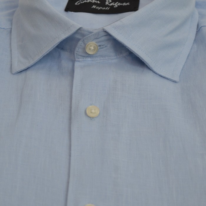 Camicia in lino celeste