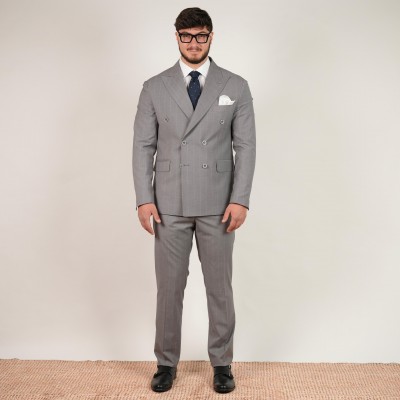 Abito doppio petto gessato...